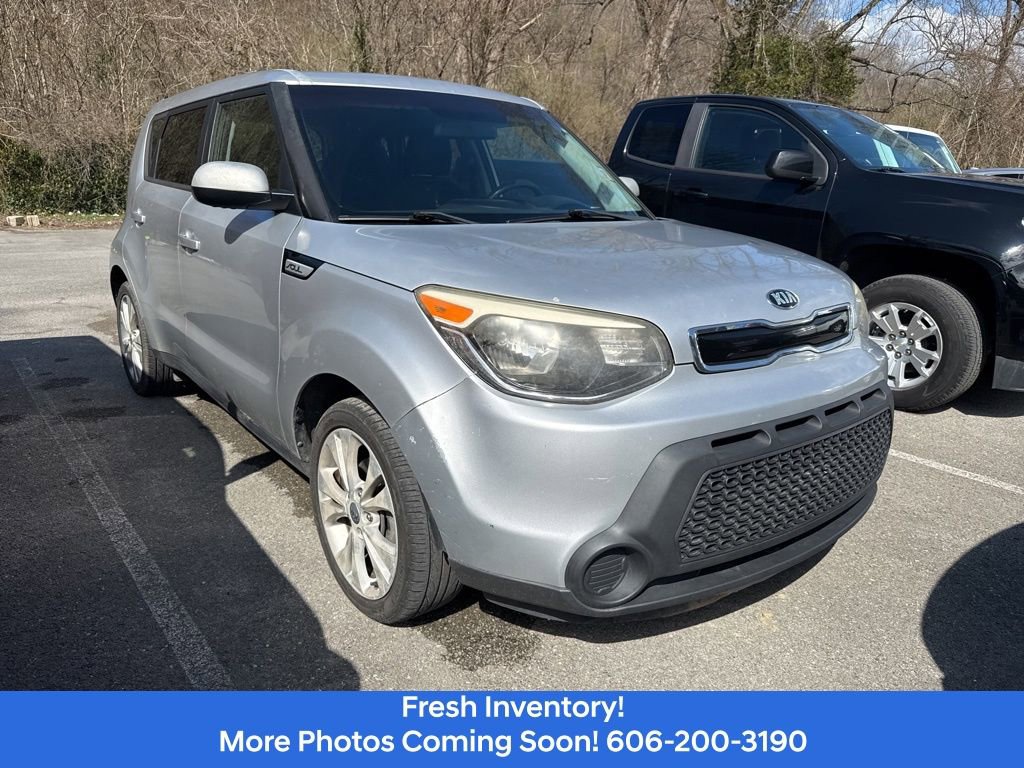 Used 2015 Kia Soul + image 3
