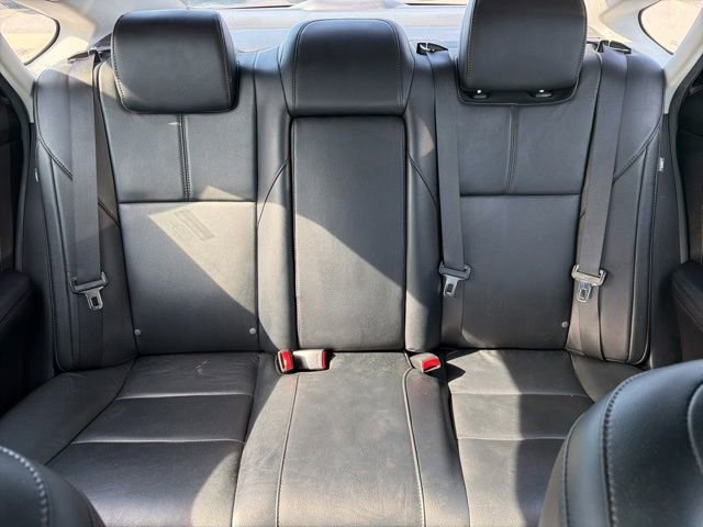 Used 2016 Toyota Avalon Touring FWD image 35