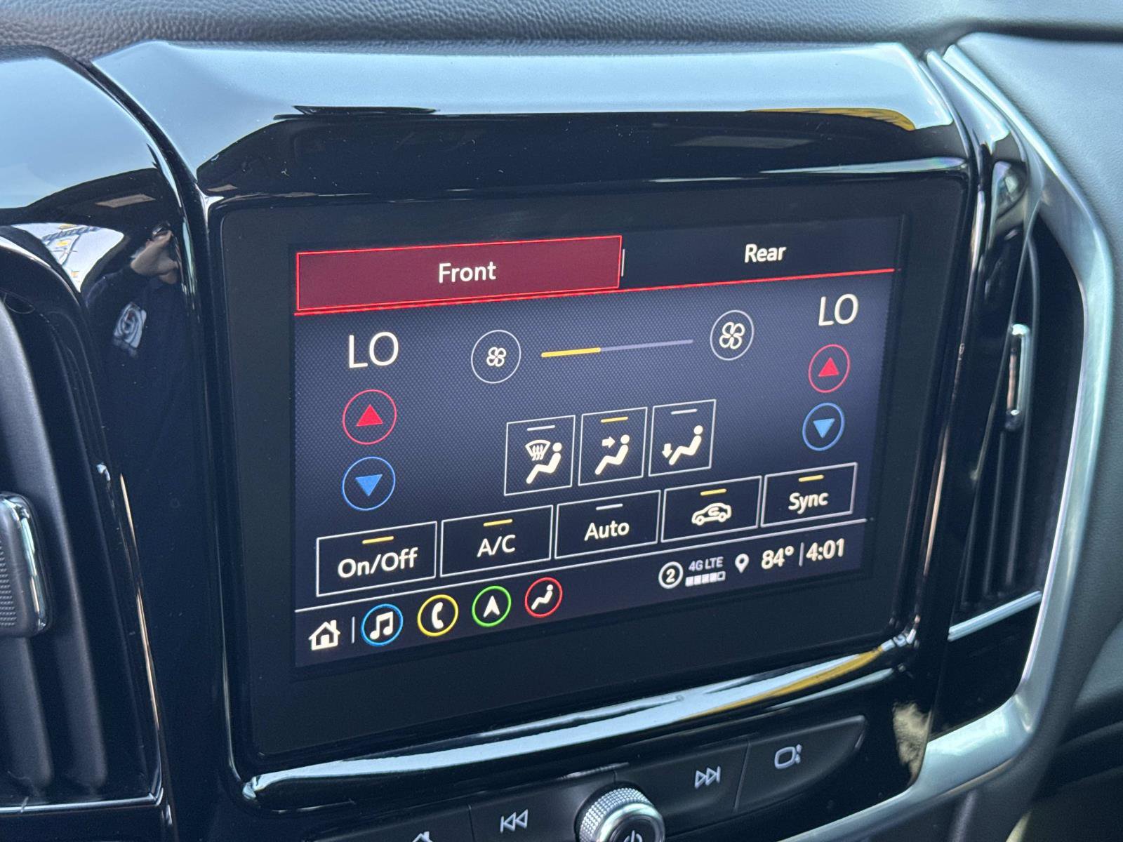 Used 2023 Chevrolet Traverse RS FWD image 14