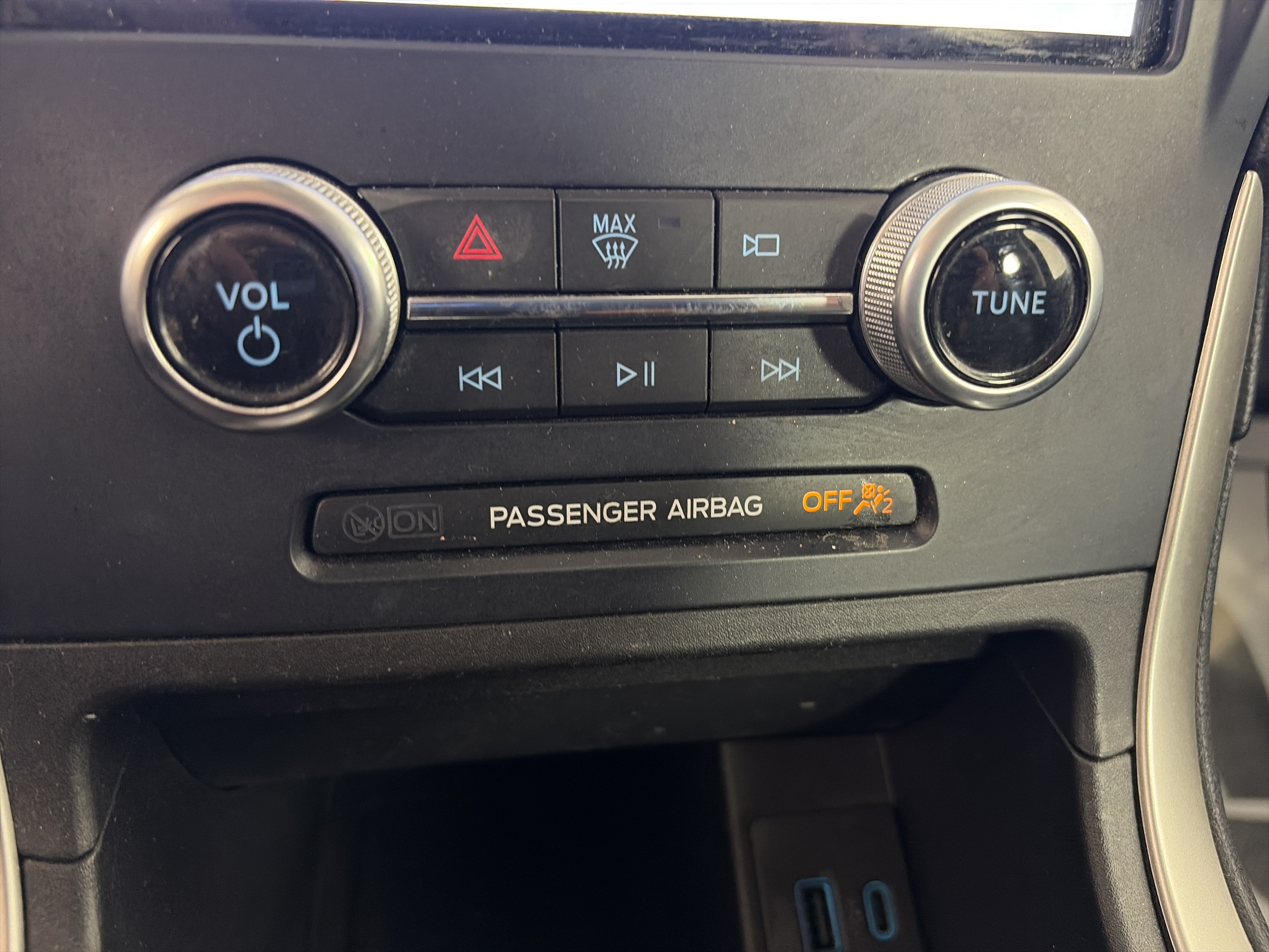 Used 2023 Ford Edge SEL w/ Sport Appearance Package AWD/4WD image 20
