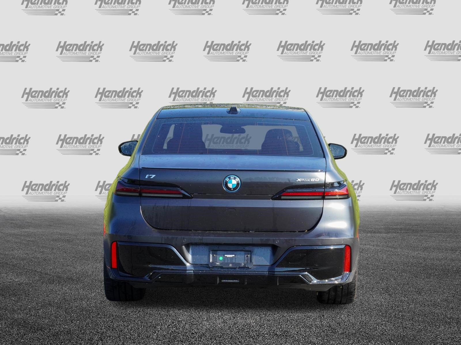 Certified 2023 BMW i7 xDrive60 w/ Executive Package 2 AWD/4WD image 7
