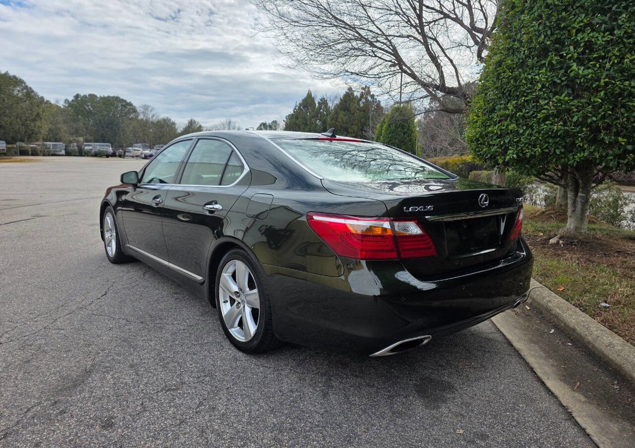 Used 2010 Lexus LS 460 image 3