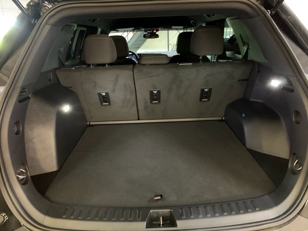 Used 2026 Chevrolet Equinox LT AWD/4WD image 18