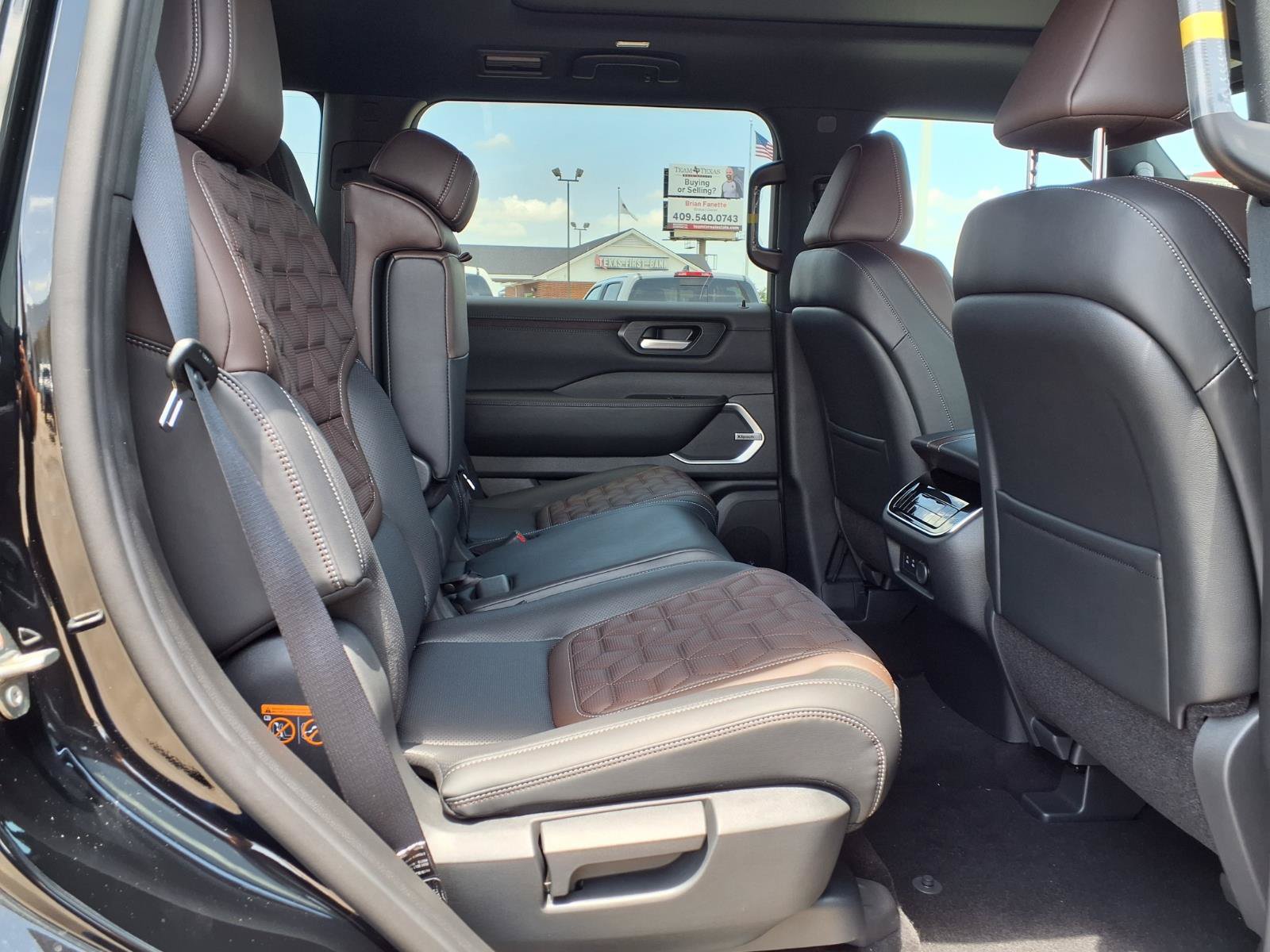 New 2026 Nissan Armada Platinum AWD/4WD image 16