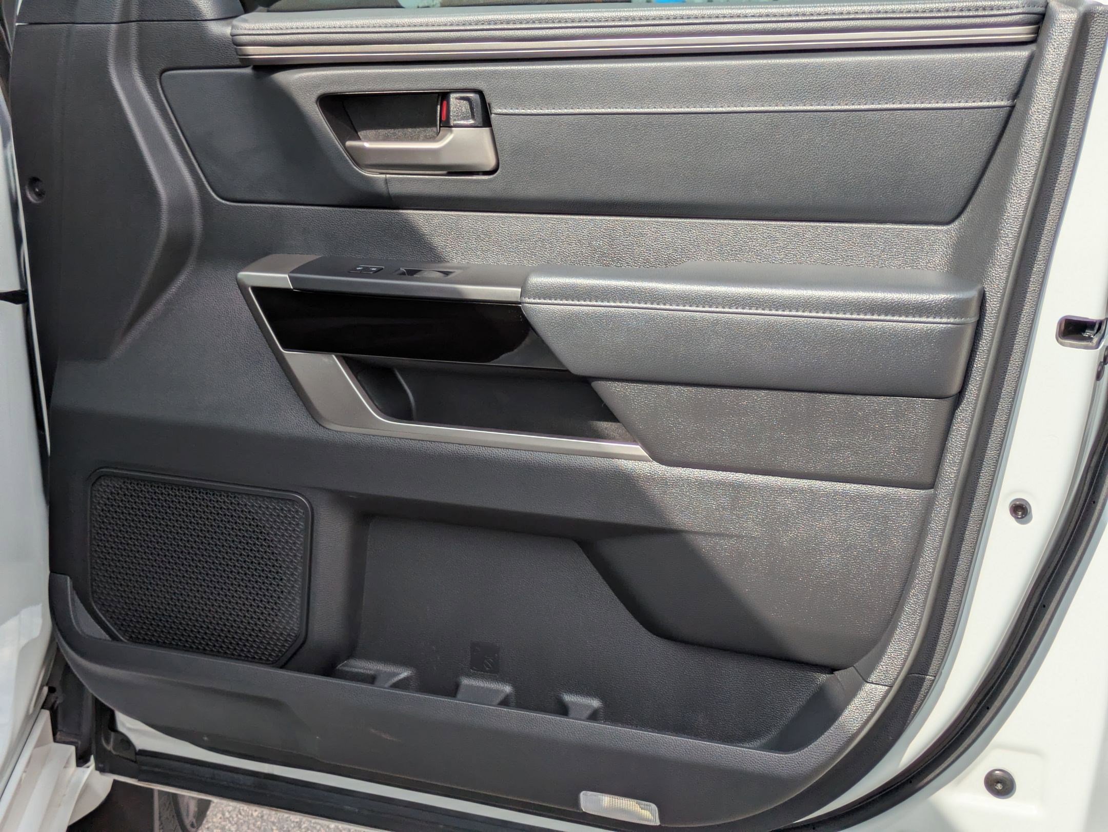 Used 2024 Toyota Tundra Limited image 27