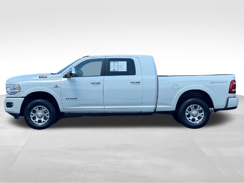 Used 2022 RAM 3500 Laramie AWD/4WD image 4
