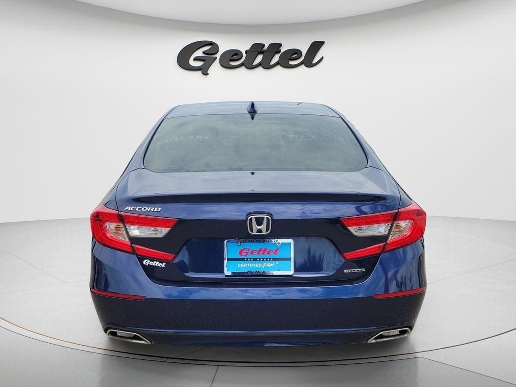 Used 2018 Honda Accord Touring image 6