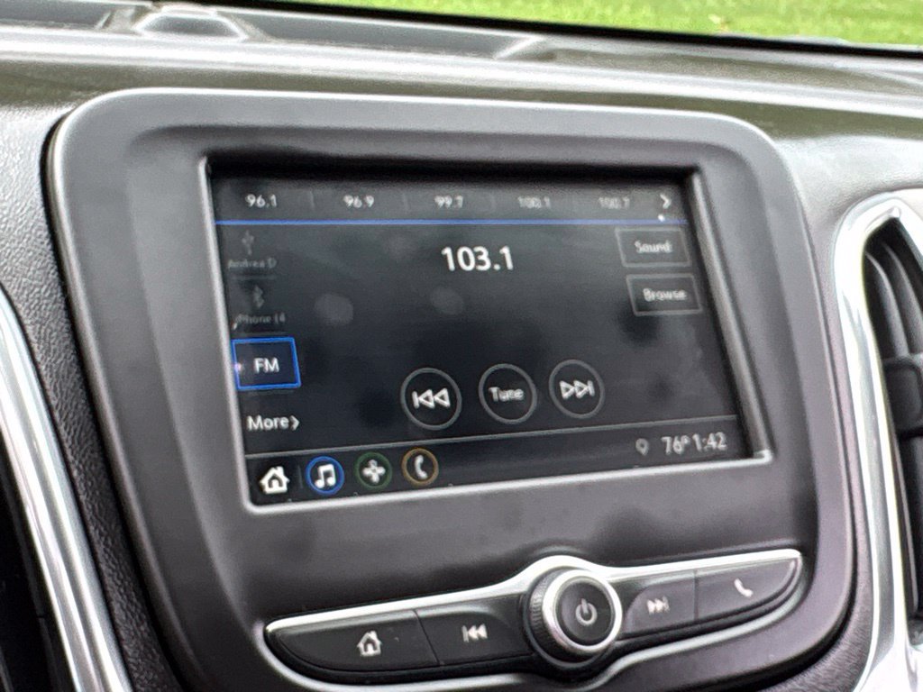 Used 2019 Chevrolet Equinox LS w/ LS Convenience Package AWD/4WD image 14