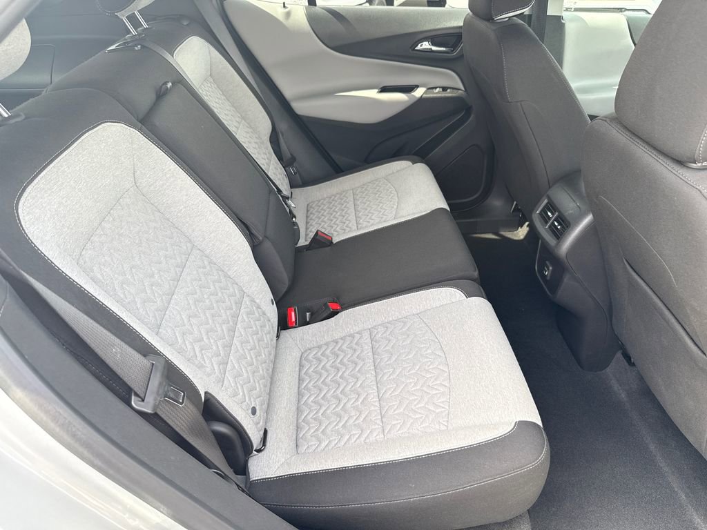 Used 2022 Chevrolet Equinox LS image 15