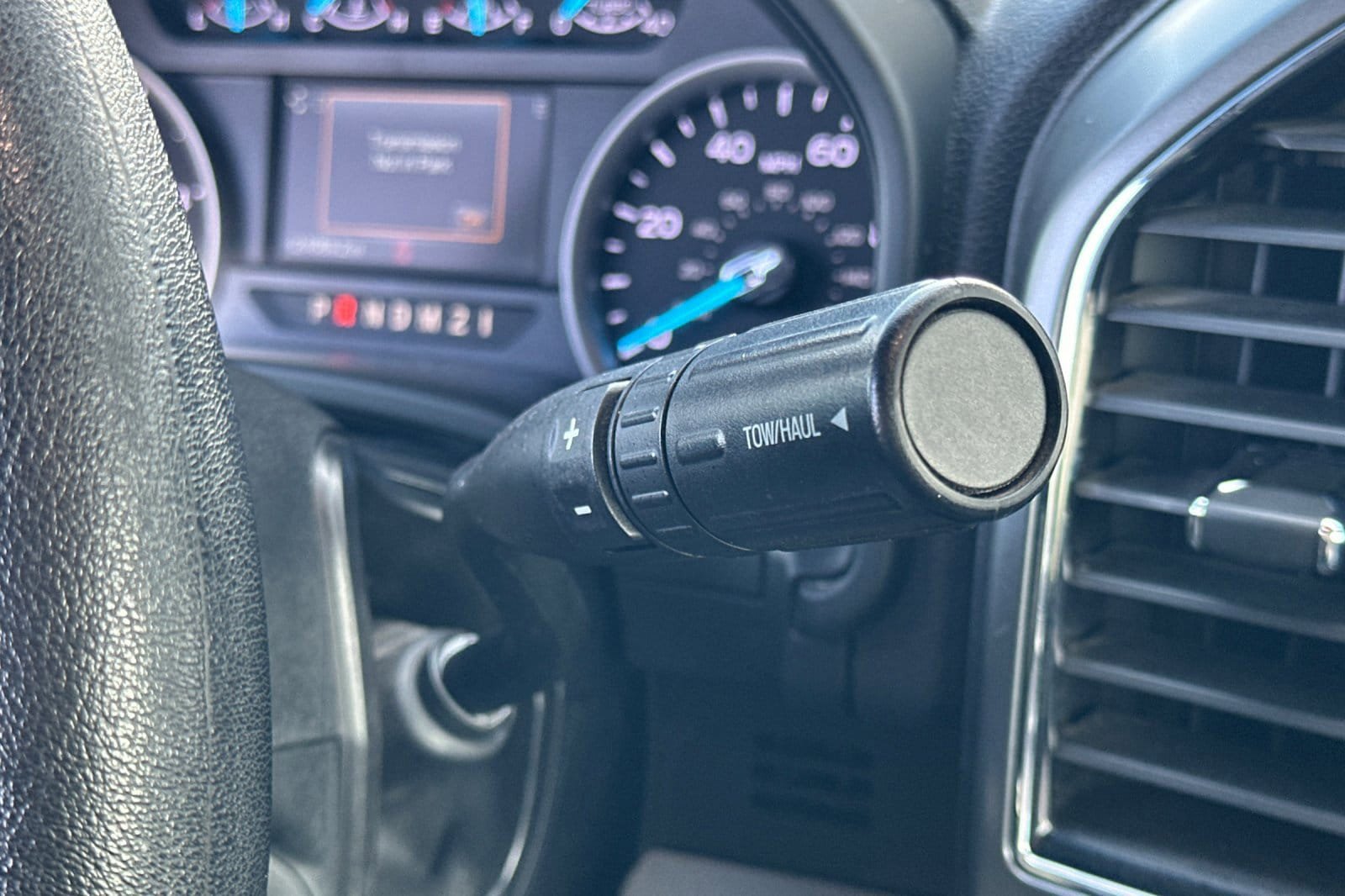 Used 2019 Ford F250 XLT w/ XLT Premium Package AWD/4WD image 20