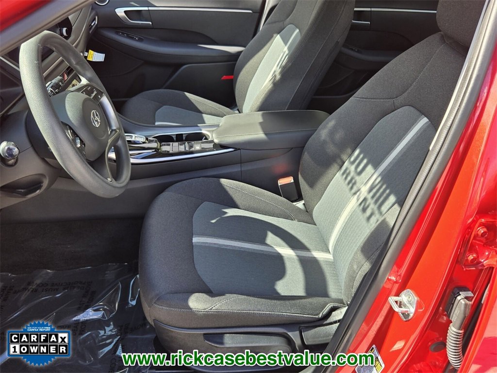 Used 2022 Hyundai Sonata SE w/ Cargo Package image 11