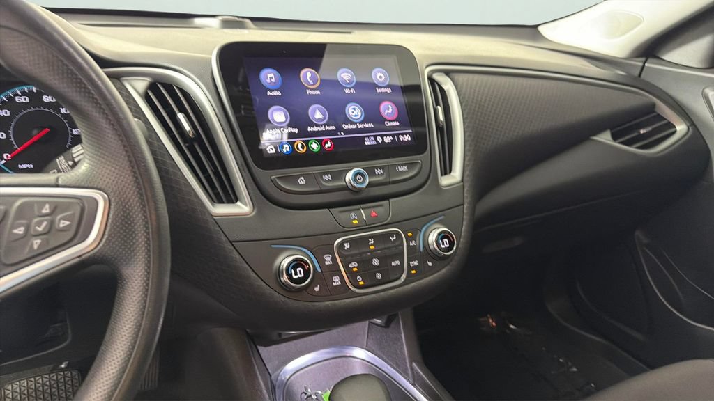 Used 2023 Chevrolet Malibu LT FWD image 22