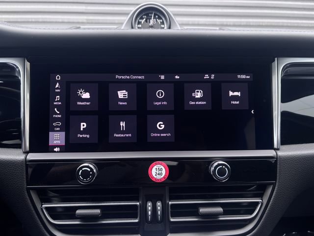 Certified 2026 Porsche Macan AWD/4WD image 18