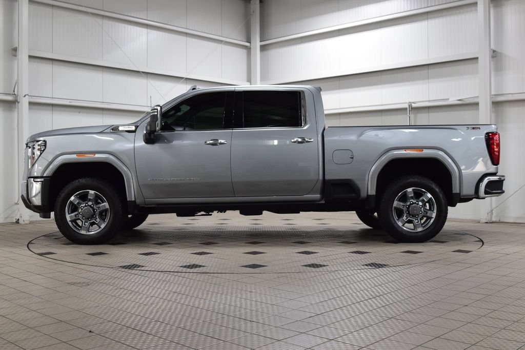 Used 2025 GMC Sierra 2500 SLT w/ SLT Premium Package AWD/4WD image 4