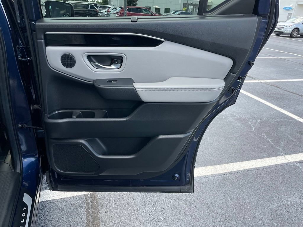 Certified 2024 Honda Pilot Touring image 33