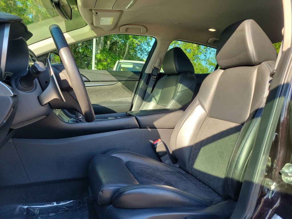 Used 2016 Nissan Maxima SR w/ Interior Lighting Package FWD image 15