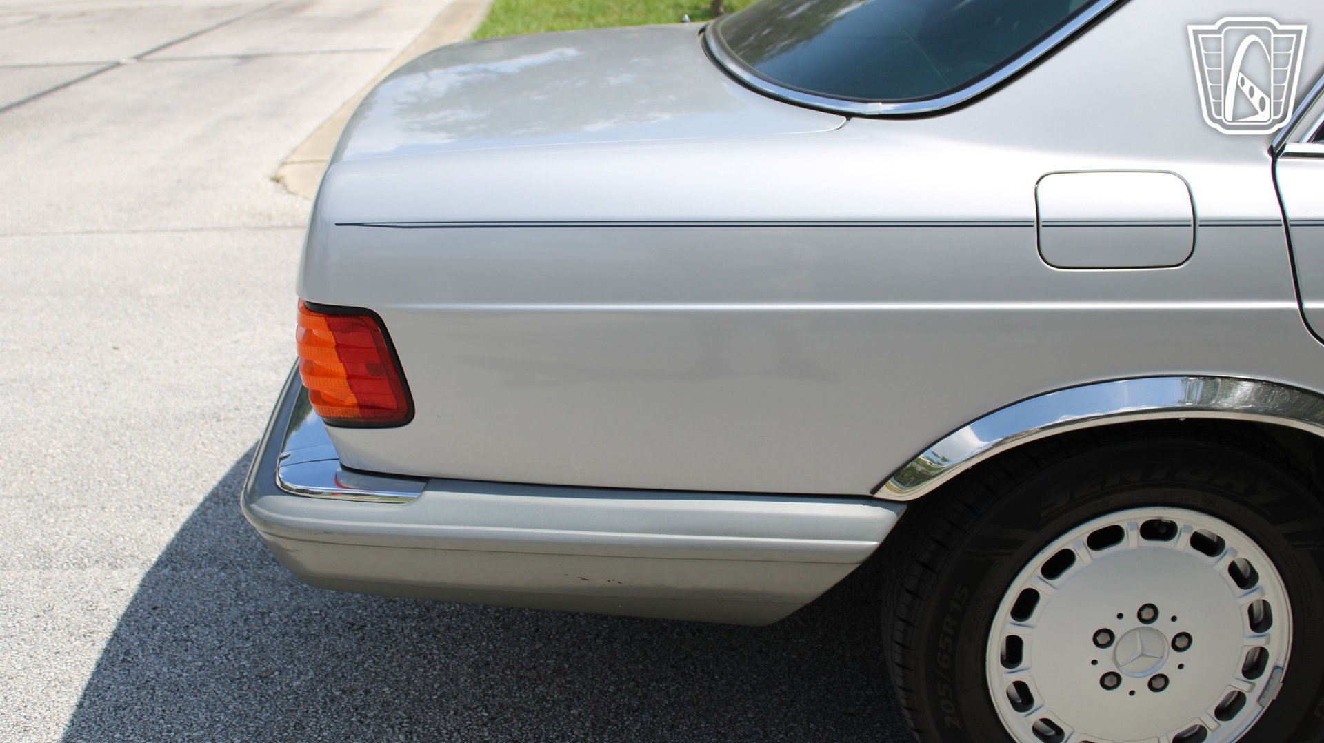 Used 1990 Mercedes-Benz 300 SE image 33