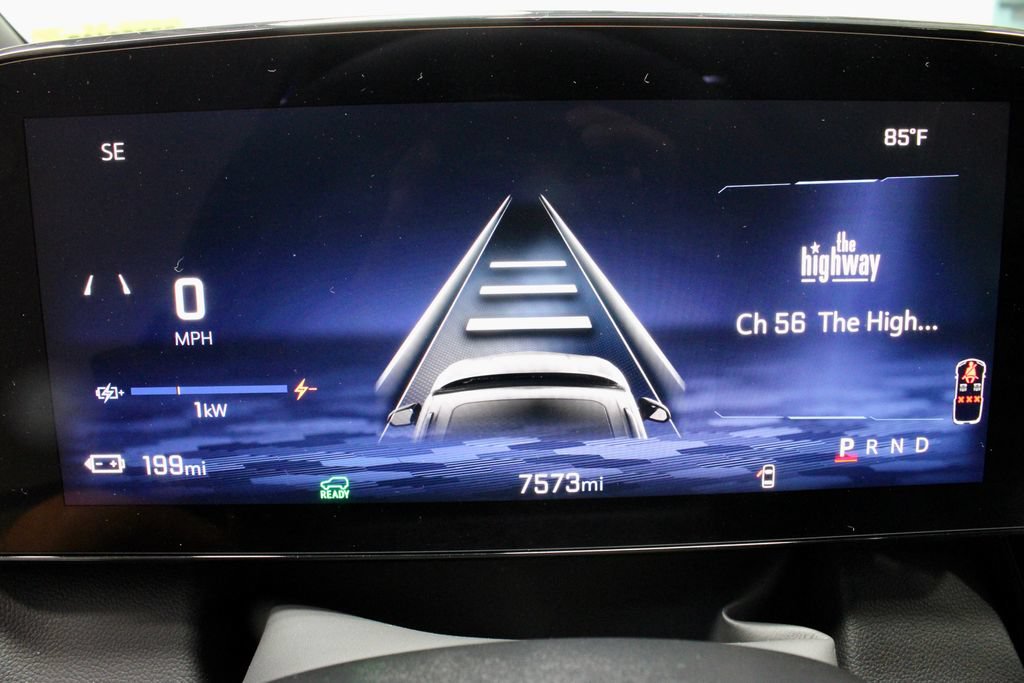 Used 2025 Chevrolet Equinox EV LT FWD image 26