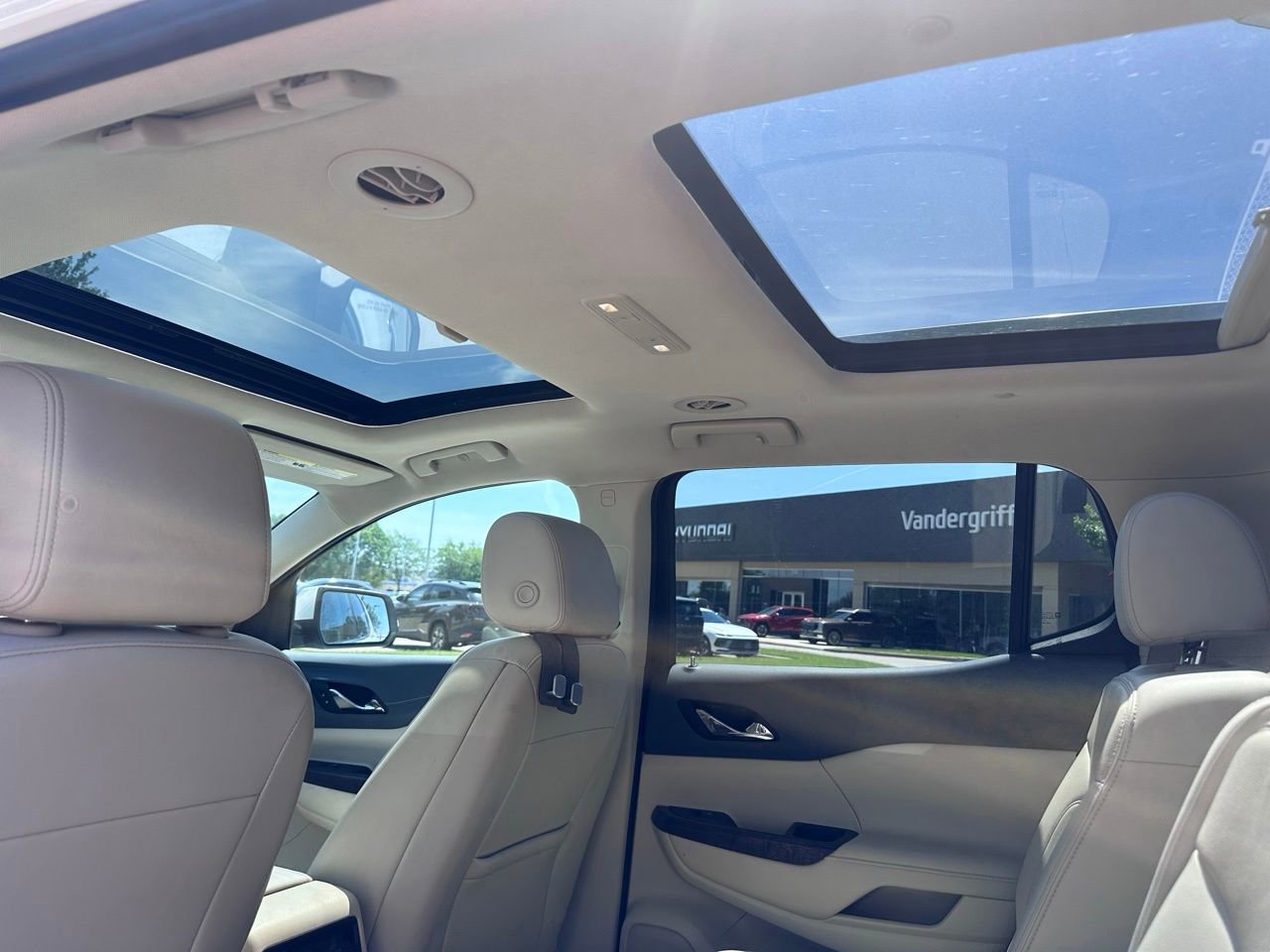 Used 2021 GMC Acadia Denali AWD/4WD image 22