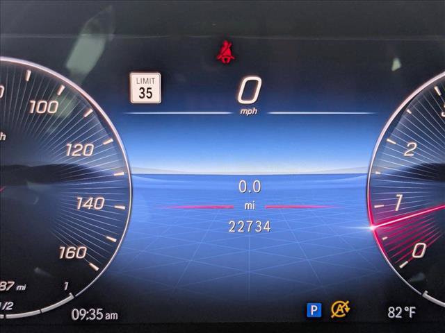 Used 2024 Mercedes-Benz C 300 Sedan image 11