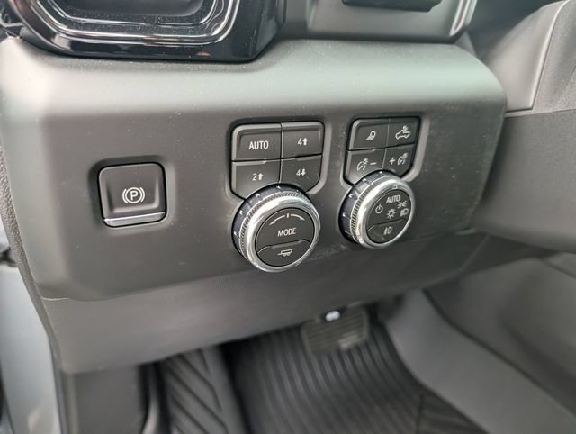 New 2026 GMC Sierra 1500 AT4 w/ AT4 Premium Package AWD/4WD image 14