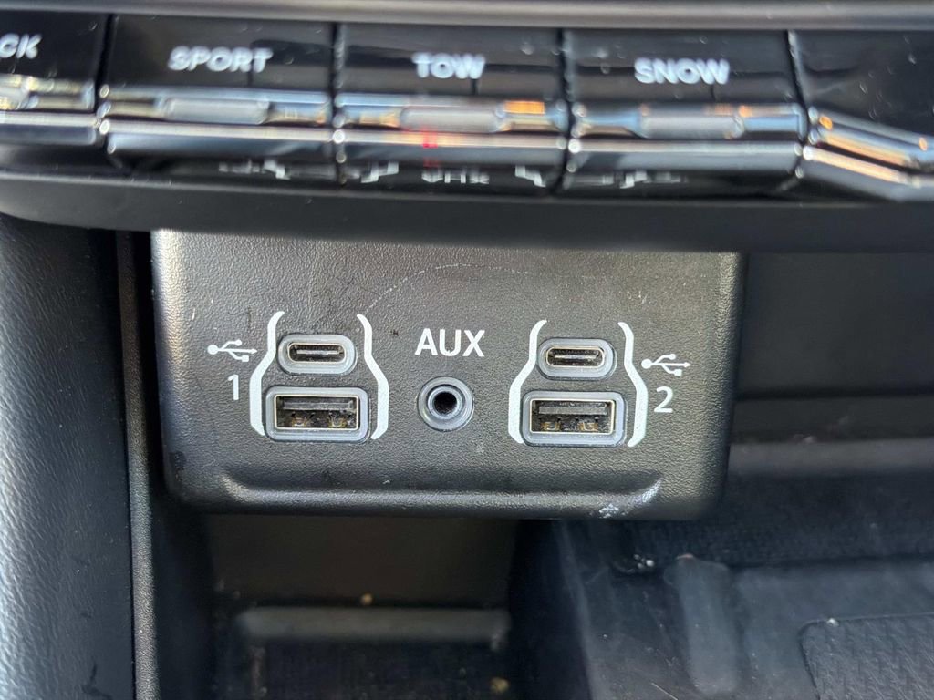 Used 2023 Dodge Durango R/T w/ Tow 'N Go Package image 32