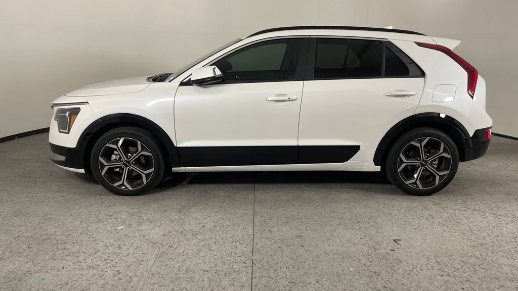 Used 2024 Kia Niro EX Touring FWD image 6