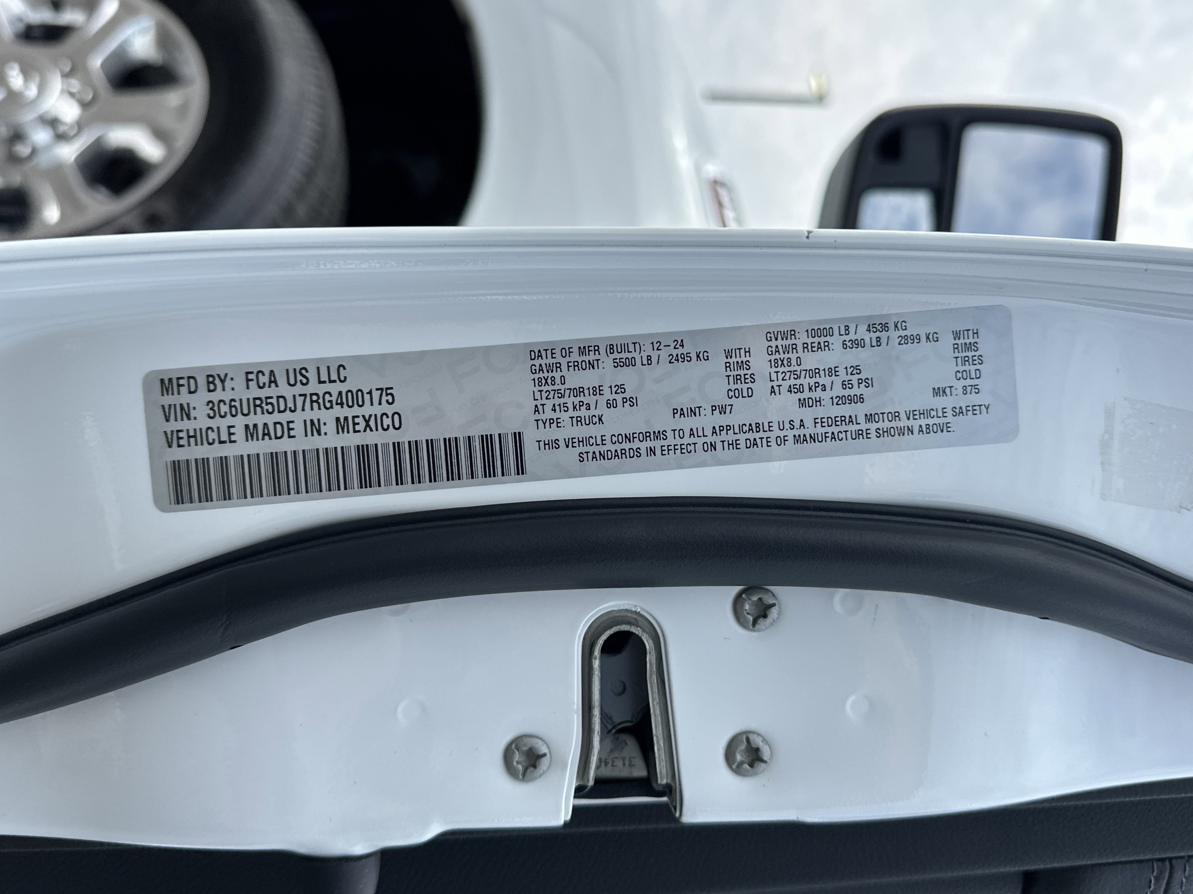 Used 2024 RAM 2500 Big Horn w/ Bed Utility Group image 32