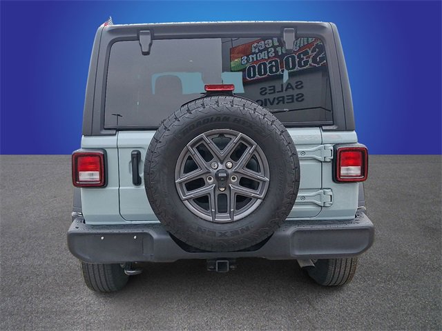 Used 2024 Jeep Wrangler Sport S image 5