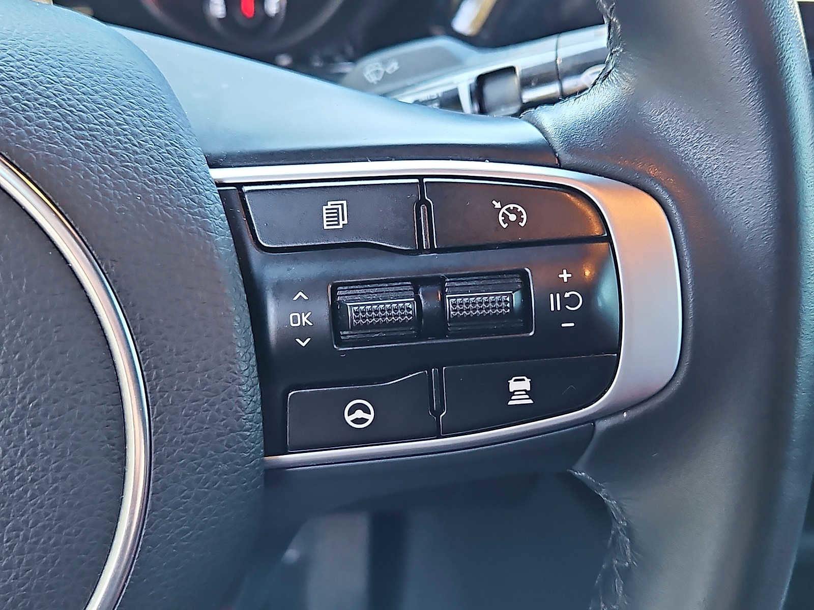 Used 2024 Kia K5 GT-Line w/ GT-Line Premium Package image 23