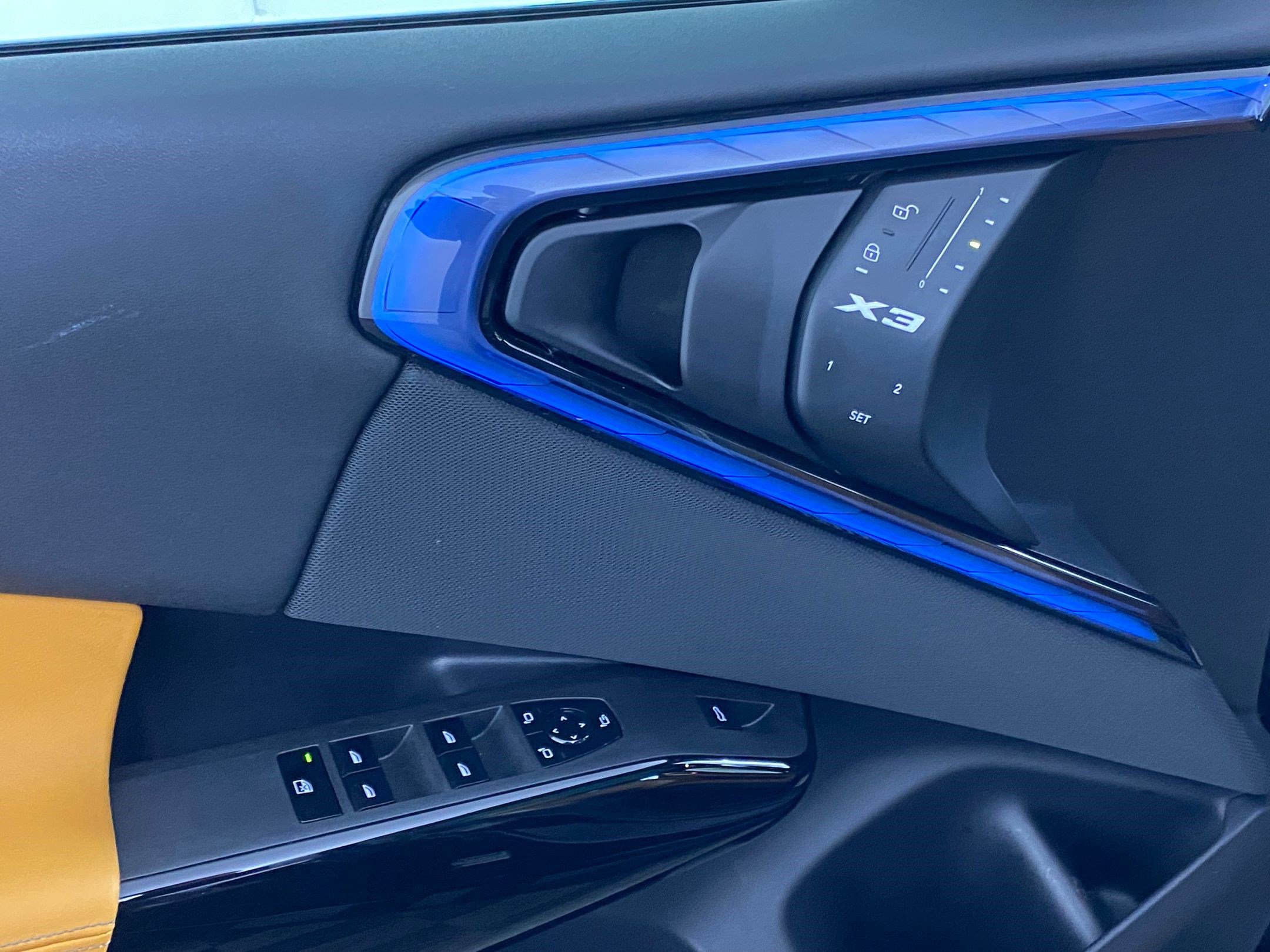 Certified 2025 BMW X3 M50 w/ Premium Package image 12