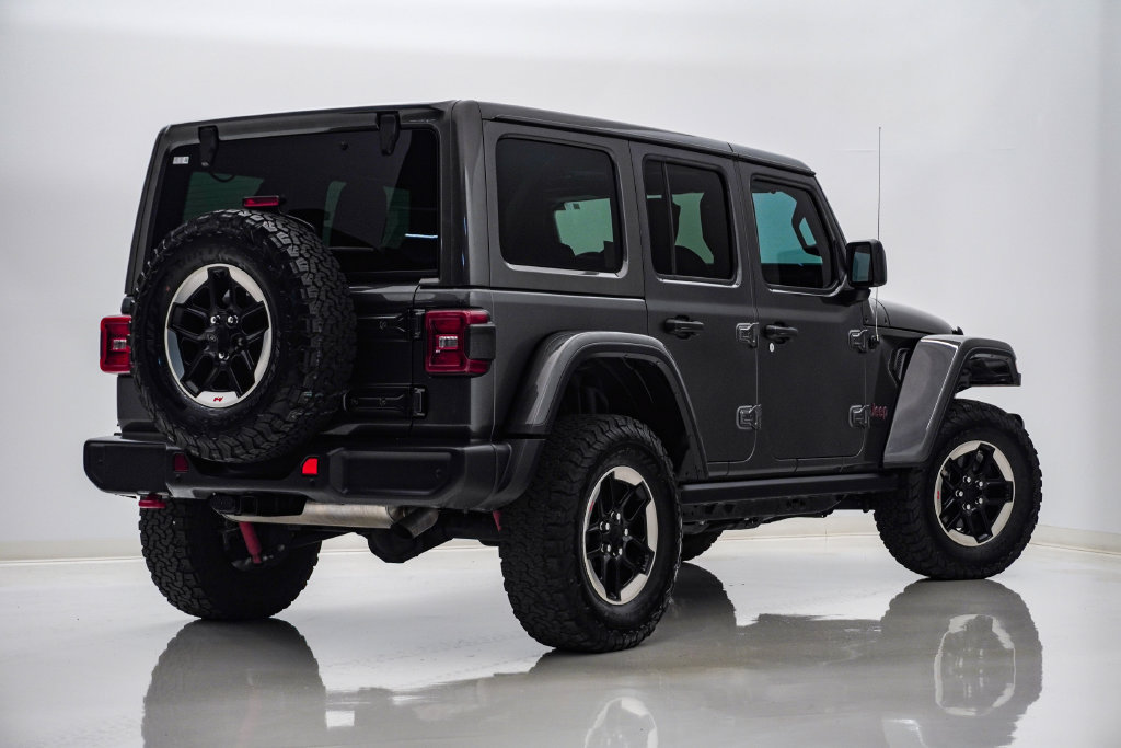 Used 2018 Jeep Wrangler Unlimited Rubicon AWD/4WD image 9