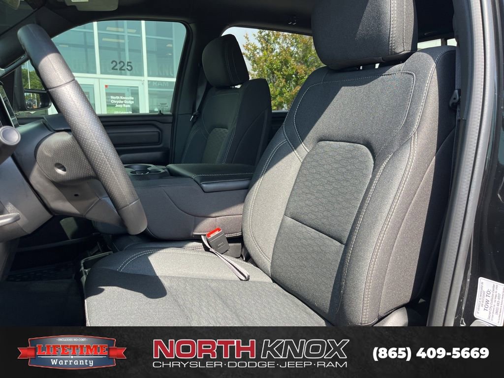 Used 2026 RAM 1500 Classic Warlock AWD/4WD image 4