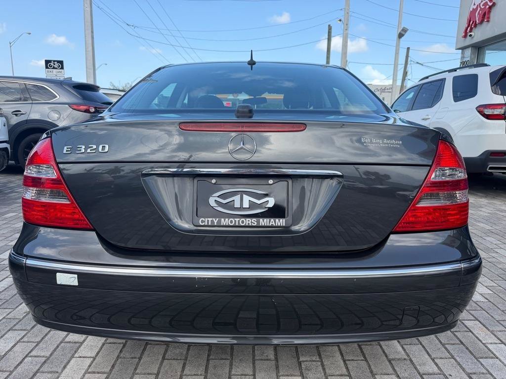 Used 2004 Mercedes-Benz E 320 Sedan image 7