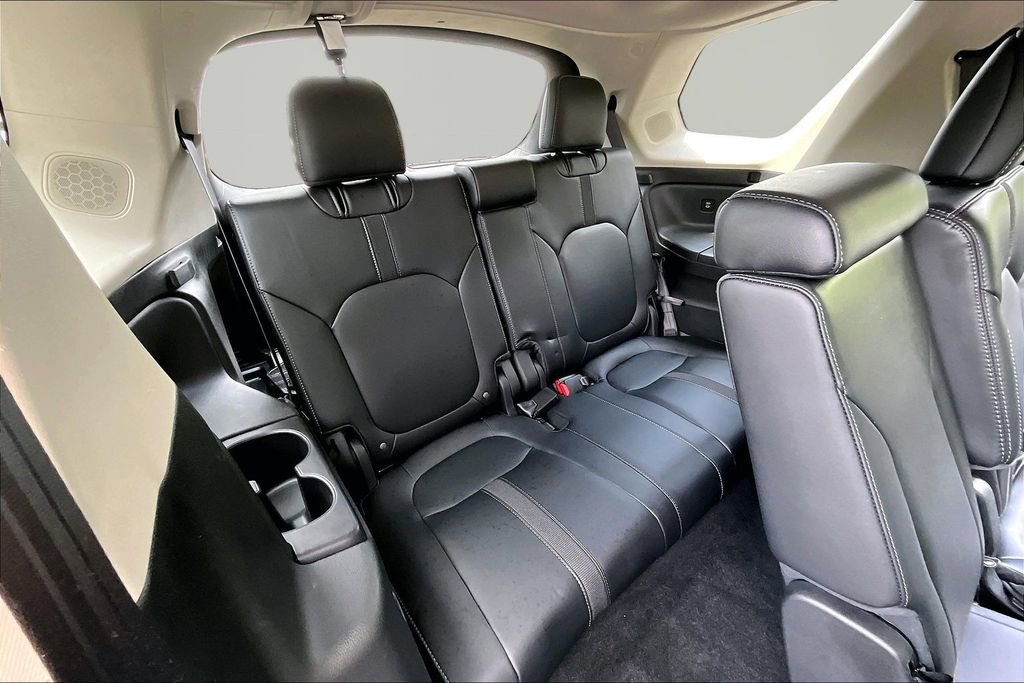 Used 2025 Honda Pilot Touring image 20