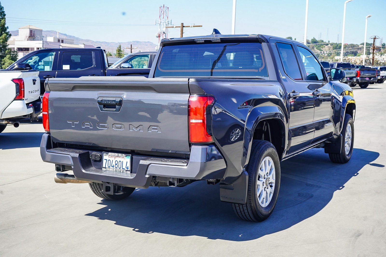 Used 2026 Toyota Tacoma SR5 RWD image 7
