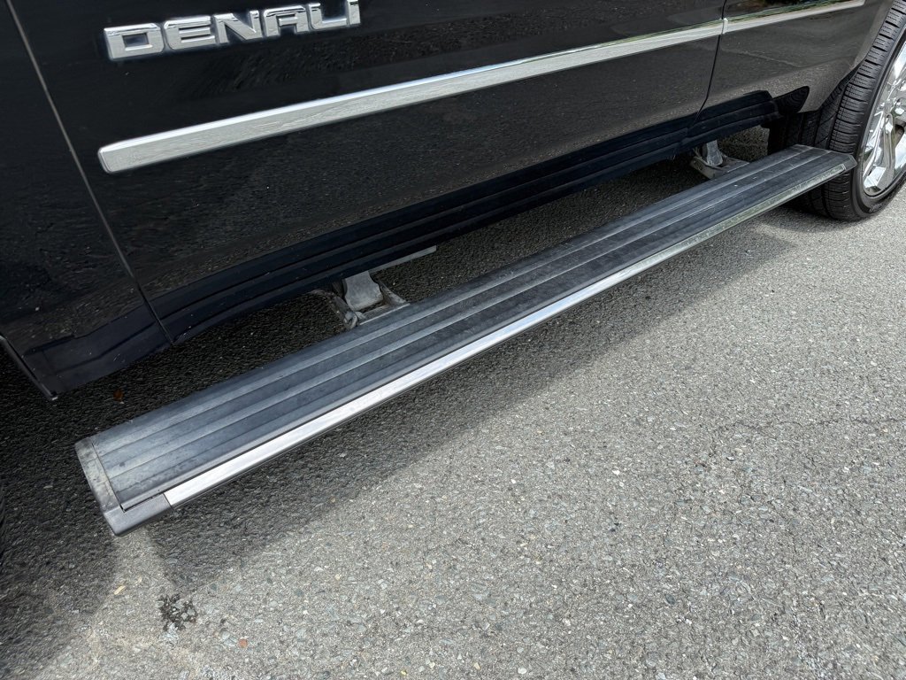 Certified 2020 GMC Yukon Denali w/ Denali Ultimate Package image 57