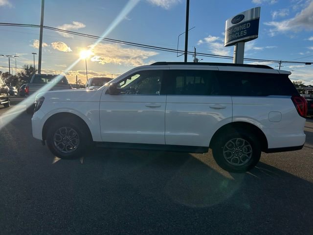 Certified 2025 Ford Expedition Active RWD image 5