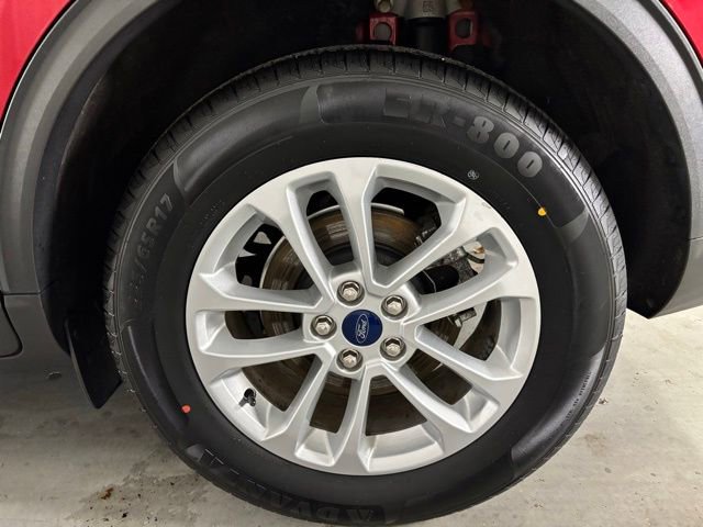 Used 2020 Ford Escape SE image 8