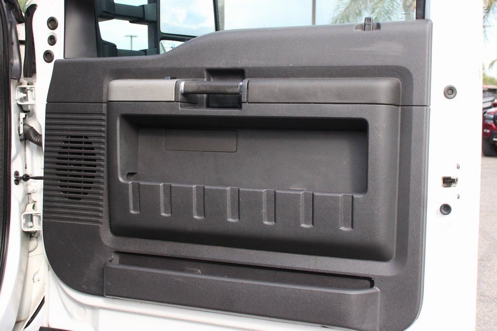 Used 2016 Ford F250 Lariat w/ Lariat Ultimate Package image 41
