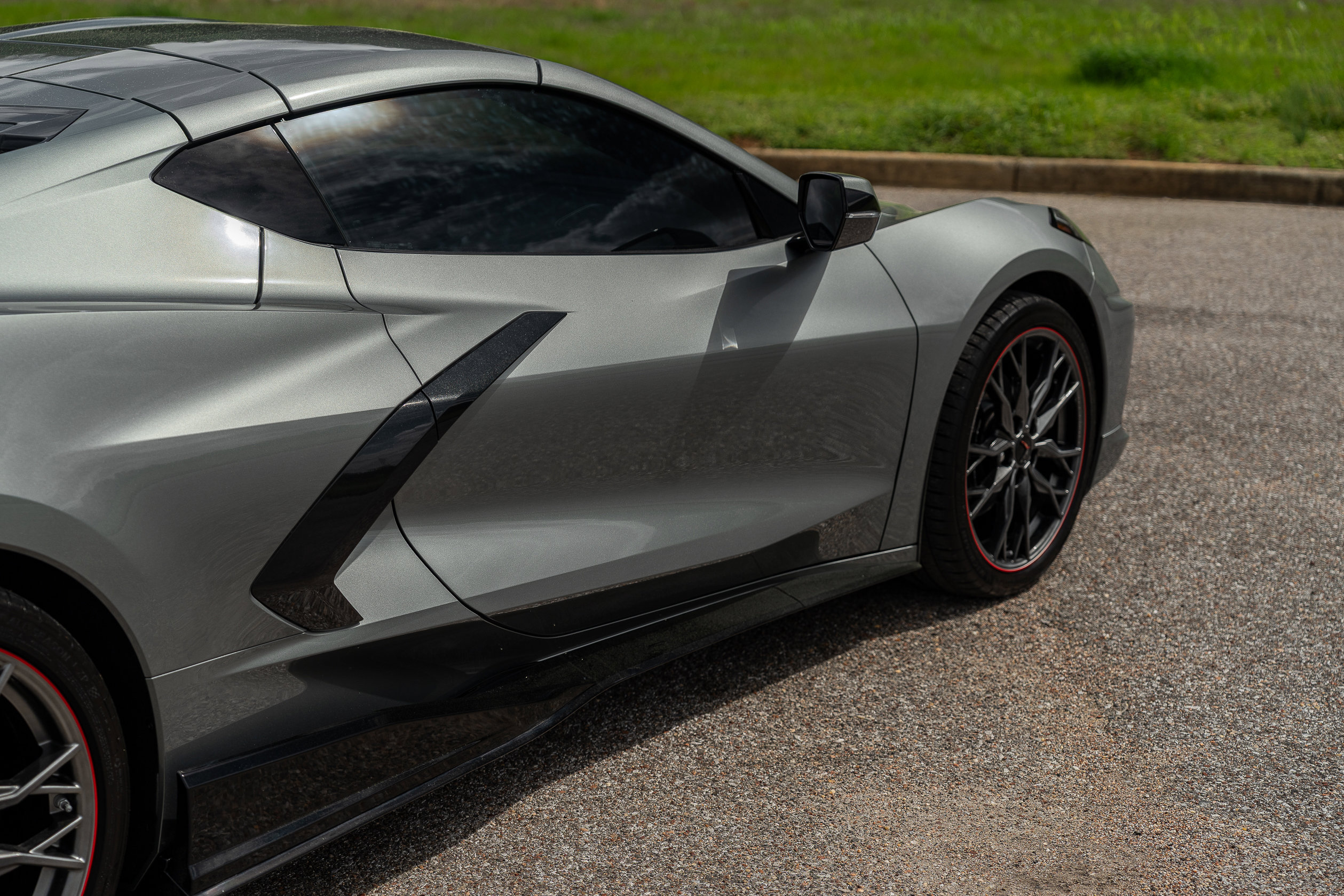 Used 2024 Chevrolet Corvette Stingray Coupe w/ 1LT RWD image 14