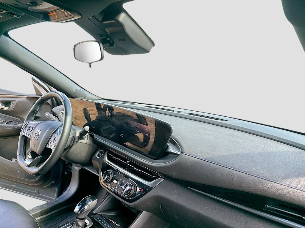 Used 2025 Buick Envista Sport Touring w/ Convenience I Package FWD image 21