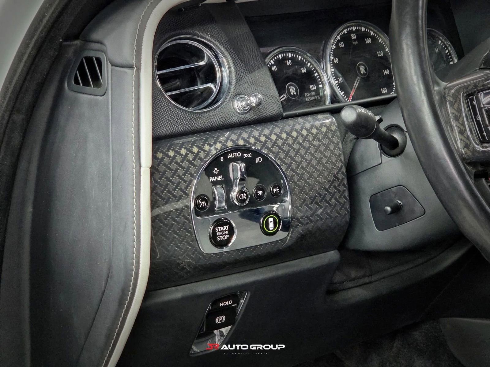 Used 2020 Rolls-Royce Cullinan Black Badge image 17