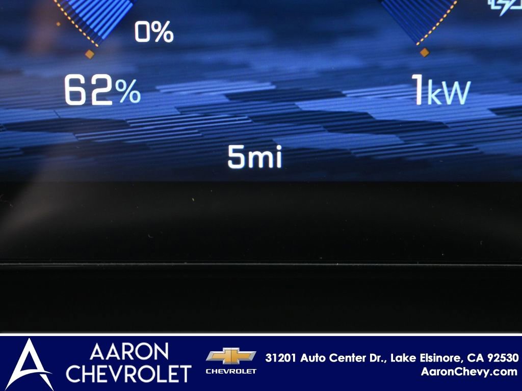 New 2026 Chevrolet Equinox EV LT w/ LPO, Blackout Package image 33