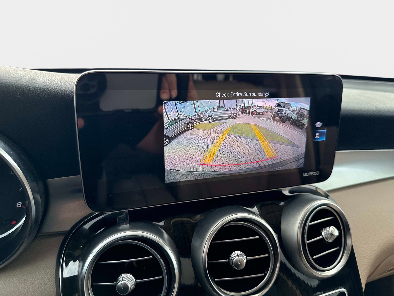 Certified 2020 Mercedes-Benz GLC 300 image 23