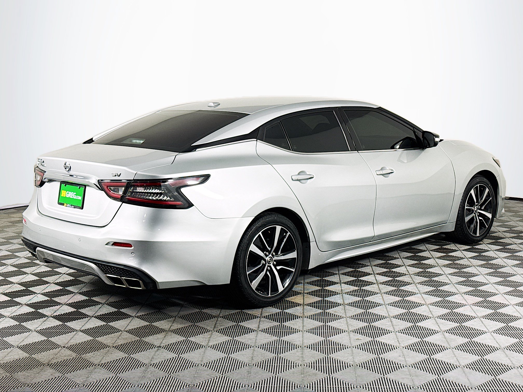 Used 2022 Nissan Maxima SV w/ Floor Mat Group FWD image 8