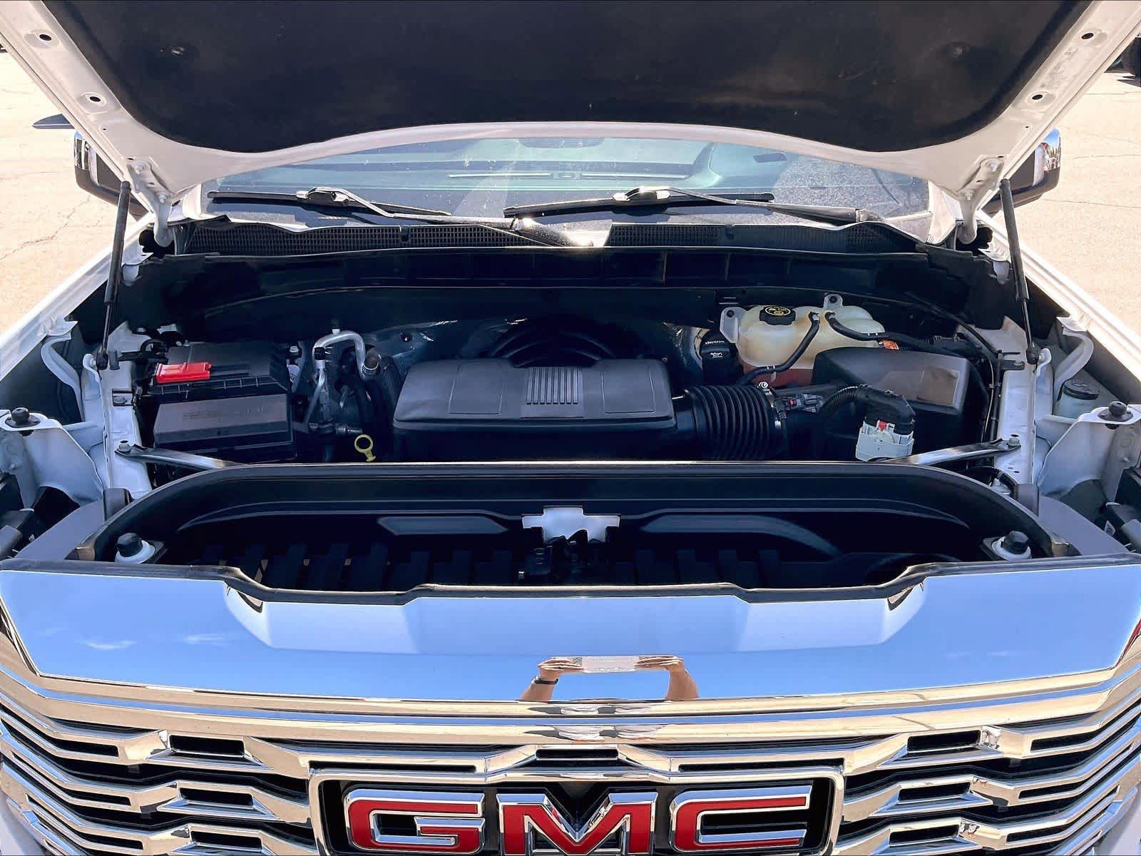 Used 2022 GMC Sierra 1500 Denali AWD/4WD image 12