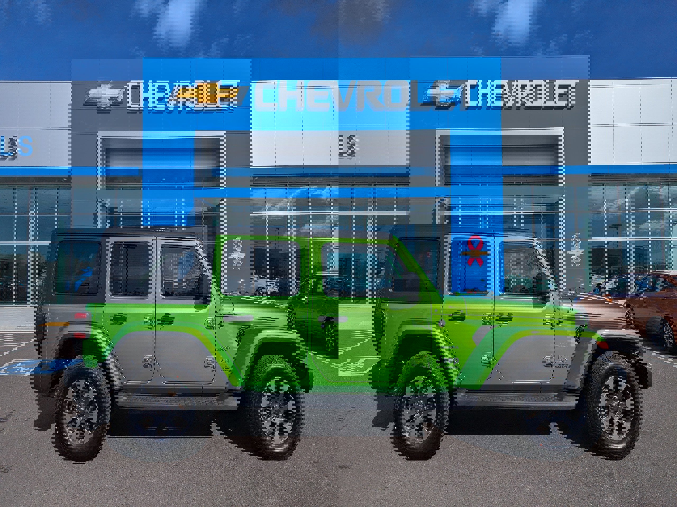 Used 2019 Jeep Wrangler Unlimited Sahara w/ Dual Top Group image 33