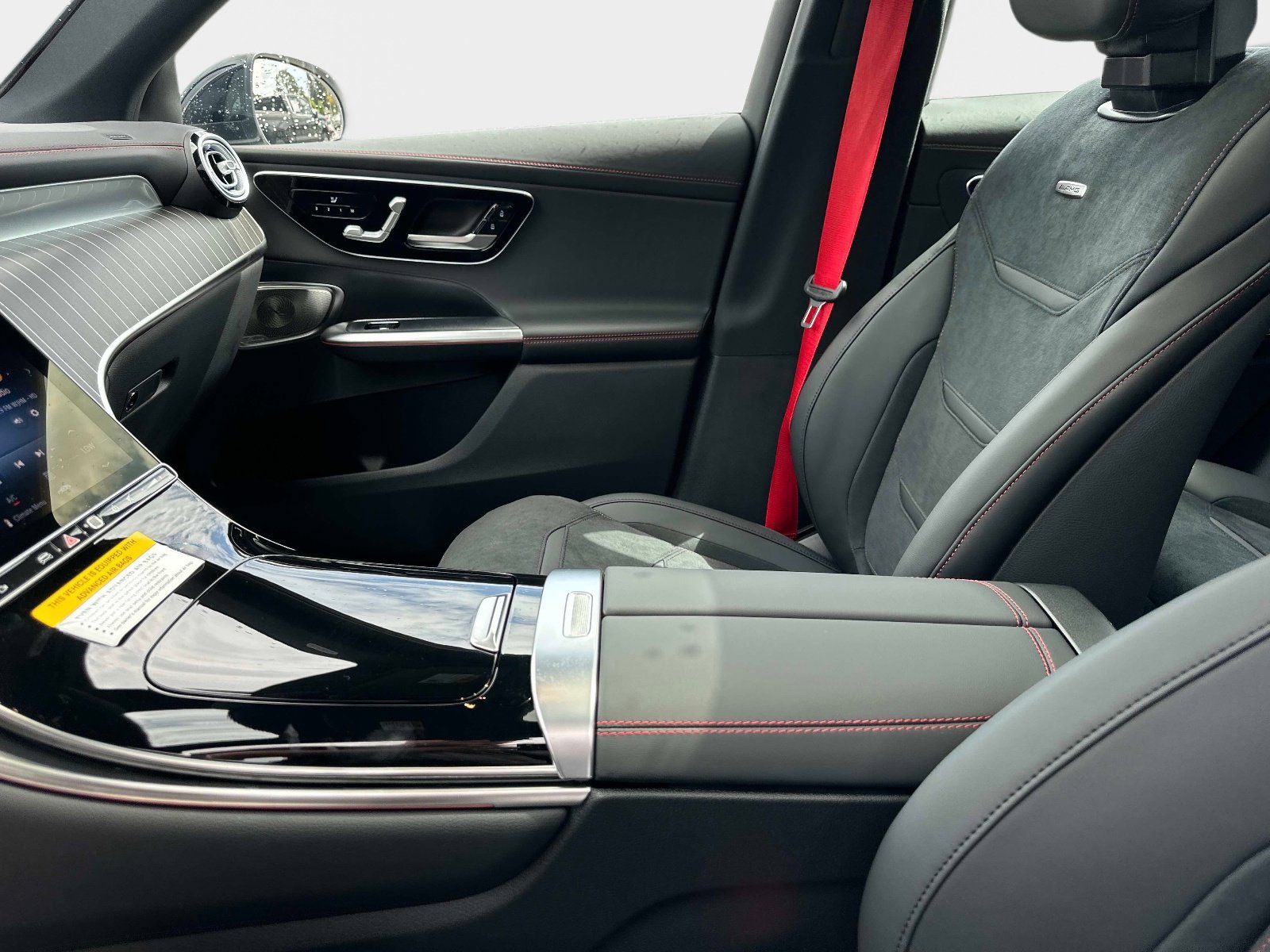 New 2026 Mercedes-Benz GLC 43 AMG 4MATIC Coupe image 23