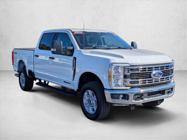 Certified 2025 Ford F250 XLT image 3